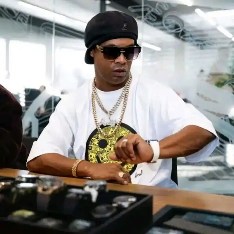 被球迷们翻 被球迷们翻